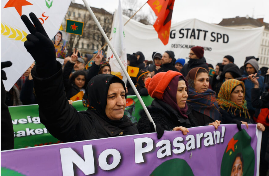 Nous vous écrivons pour défendre la révolution